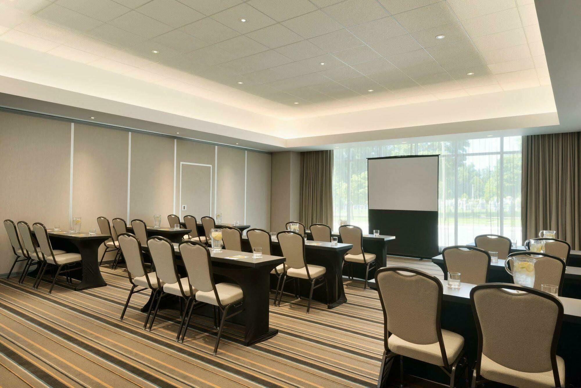 Hilton Garden Inn Rochester University Exterior foto